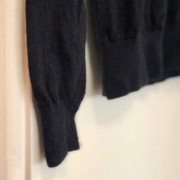 Ann Taylor Merino Wool V-Neck Sweater - Picture 2 of 7